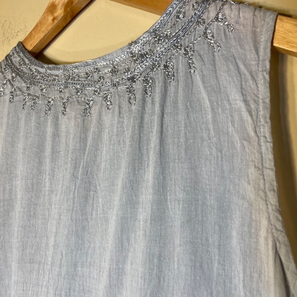 Cotton Blouse Embroidered Sleeveless - Picture 5 of 10